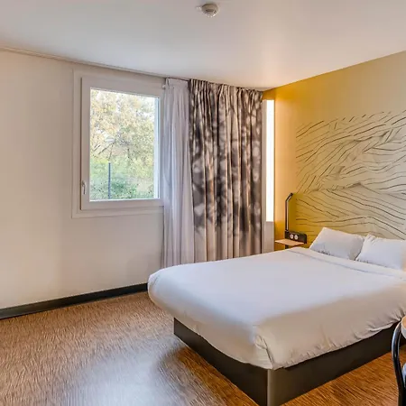 Bordeaux Andre De Cubzac Hotel *
