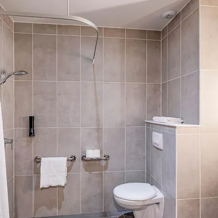 Bordeaux Andre De Cubzac Hotel *