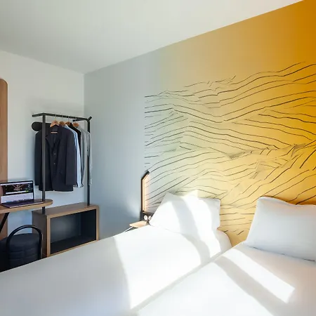 Bordeaux Andre De Cubzac Hotel *