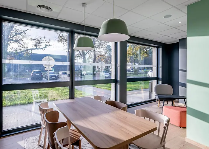 מלון Bordeaux Andre De Cubzac *