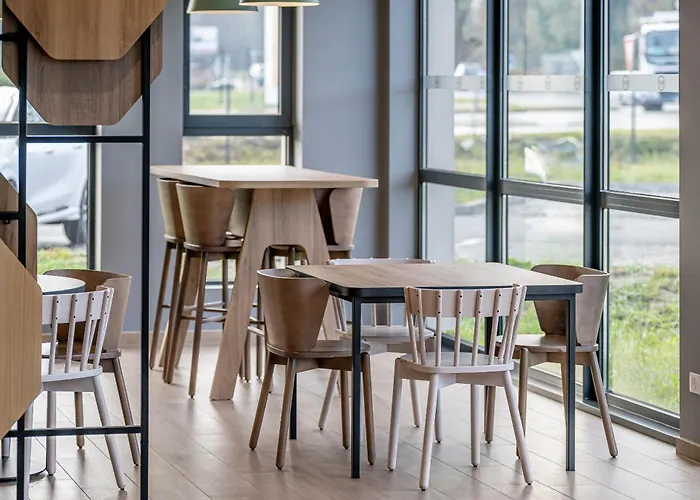 מלון Bordeaux Andre De Cubzac Saint-André-de-Cubzac