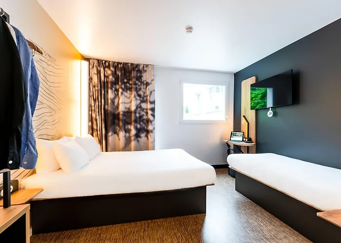 מלון Bordeaux Andre De Cubzac *